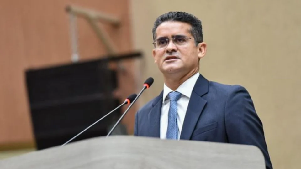 David volta a prometer ponto eletrônico para servidores municipais