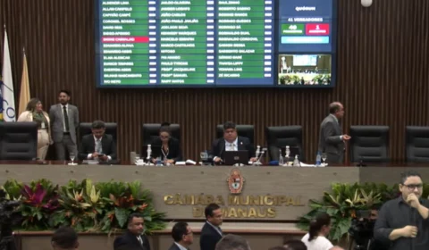 Vereadores suspendem primeira sessão plenária para definir lideranças e blocos partidários na CMM
