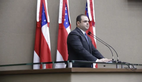 Roberto Cidade anuncia concurso público da Aleam neste ano