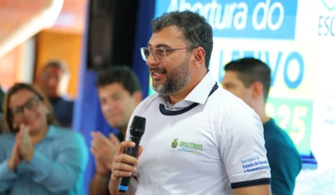 Wilson Lima abre ano letivo para mais de 190 mil alunos do interior na Escola da Floresta