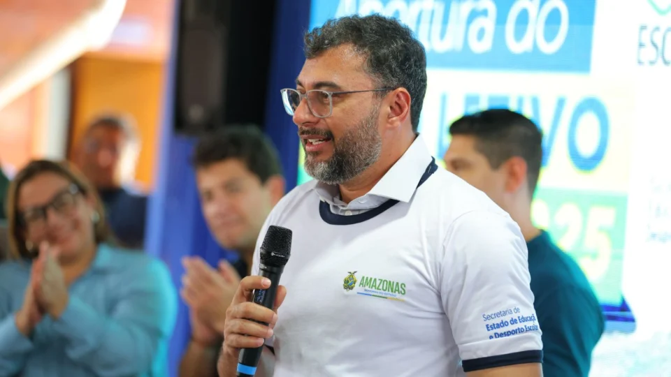 Wilson Lima abre ano letivo para mais de 190 mil alunos do interior na Escola da Floresta