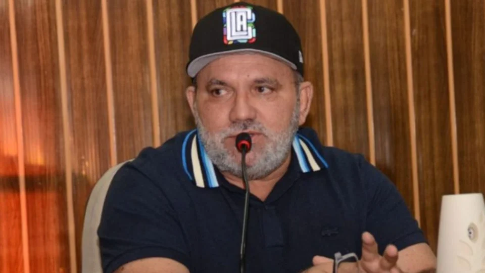 TRE-AM mantém multa de R$ 25 mil ao prefeito de Tefé por propaganda eleitoral antecipada