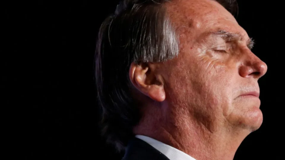 Denúncia da PGR omite falas de Mauro Cid que podem inocentar Jair Bolsonaro