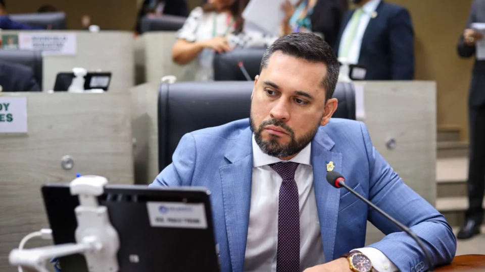 Vereador Paulo Tyrone defende UBS no Grande Vitória e cobra fiscalização sobre combustíveis