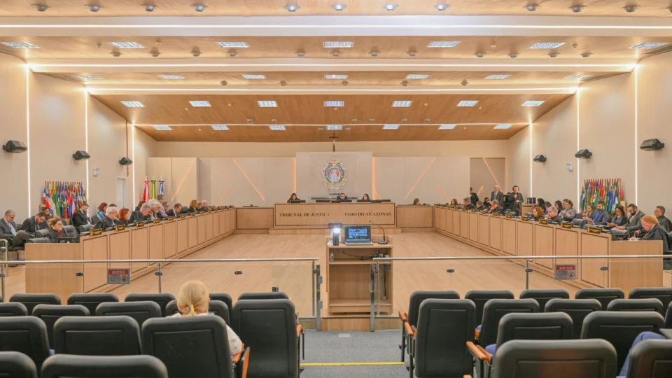 Tribunal Pleno escolhe lista tríplice de advogados para vaga no TRE-AM