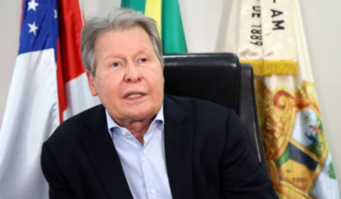 Arthur Neto rebate acusações de desvio de verbas de merenda escolar