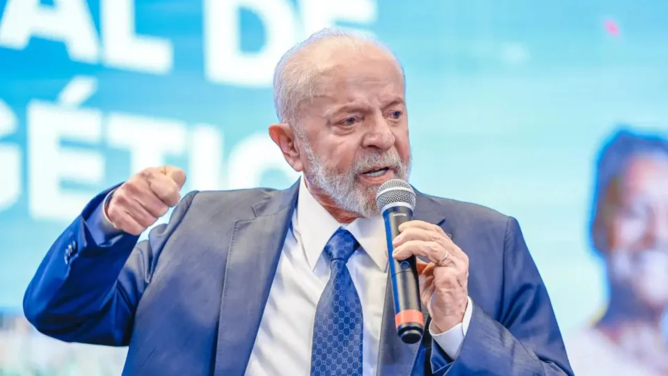 ‘Quem tem que cuidar de Gaza são os palestinos’, diz Lula