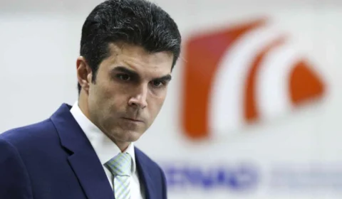 Justiça manda Helder Barbalho excluir vídeo em que responde a manifestantes indígenas