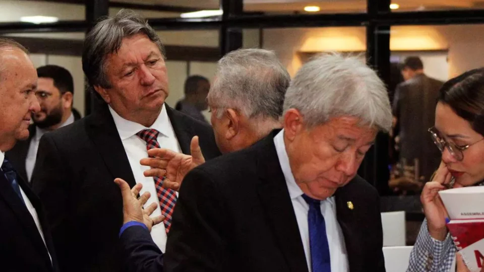 Deputados definem composições das Comissões Permanentes da Alepa para o biênio 2025-2027