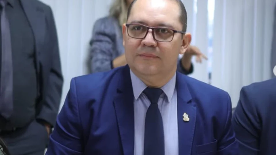 Rosivaldo Cordovil assume Comissão de Saúde e reforça compromisso com demandas da pasta