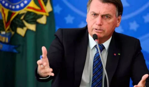 Defesa de Jair Bolsonaro se manisfesta após denúncia da PGR