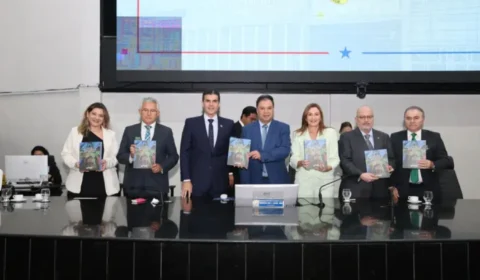 Governador e vice prestam contas na abertura do Ano Legislativo na Alepa