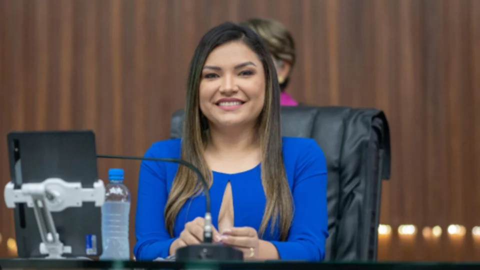 Deputada Joana Darc destaca criação de Secretarias como avanços para políticas públicas no Amazonas