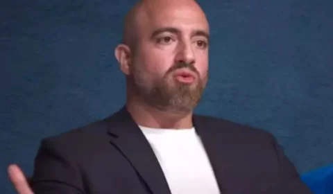 EUA interferiram na eleição para derrotar Bolsonaro, denuncia americano