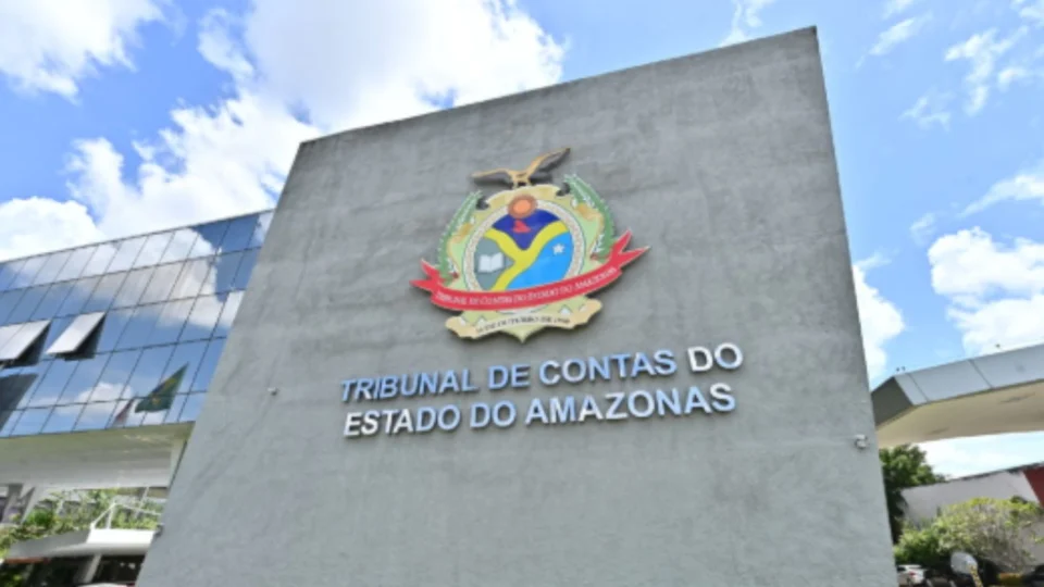 TCE suspende repasse de R$ 26 milhões do Fundeb para Manausmed após irregularidades