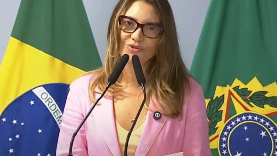 Governo paga R$24 mil em diárias para assessores em tour de Janja por Roma