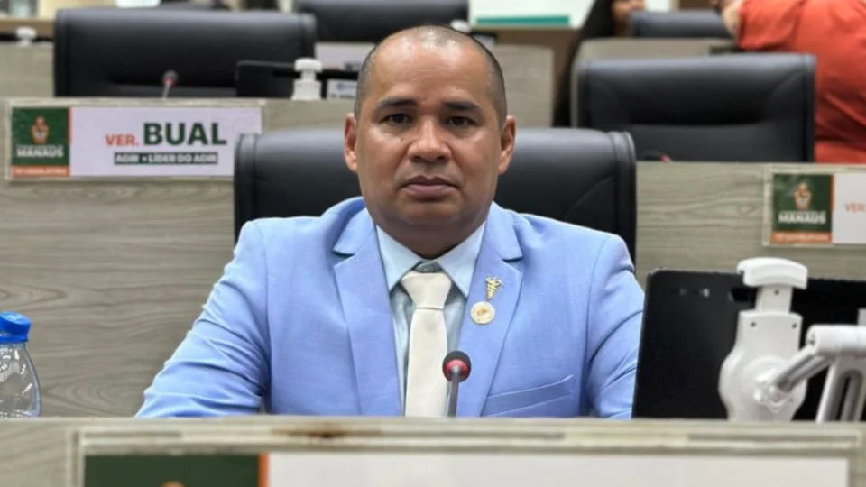 Sérgio Baré defende criação de novos cargos e reajuste salarial para profissionais de saúde