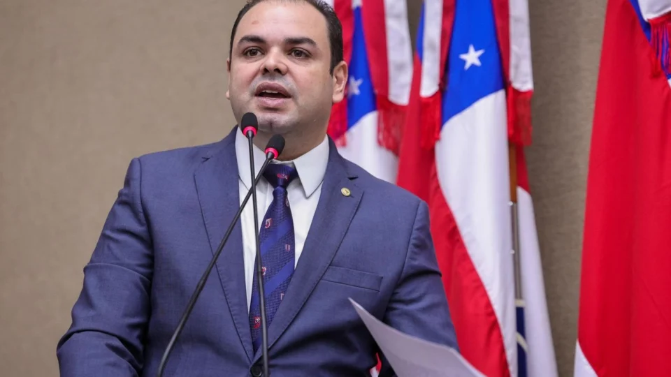 Roberto Cidade afirma que não haverá alteração na quantidade de sessões plenárias na Aleam