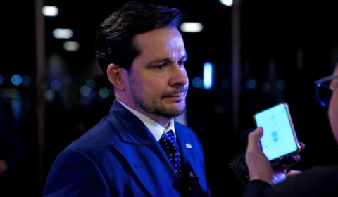 Alberto Neto vai presidir Frente Parlamentar para ampliar acesso ao crédito no Brasil