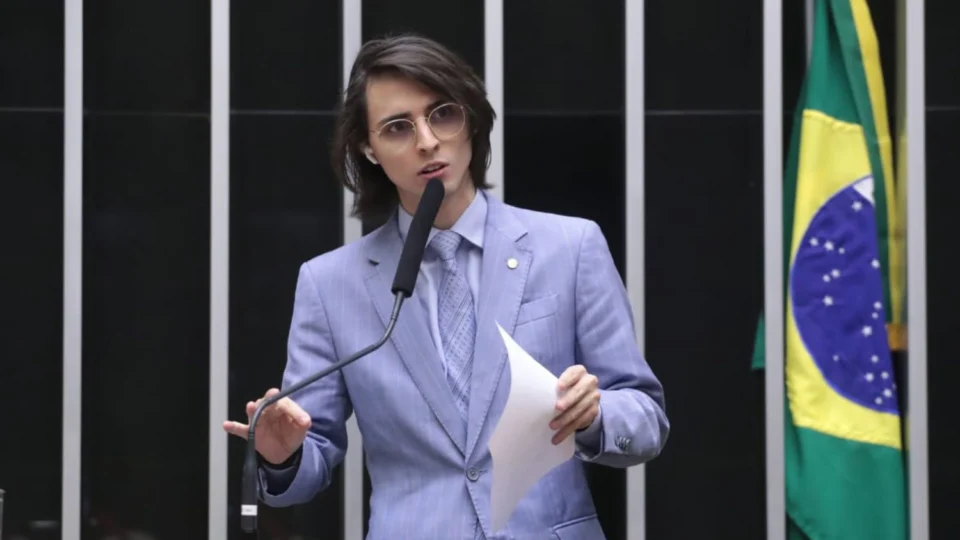 Amom Mandel lança expedição documental para dar voz às populações amazônicas esquecidas