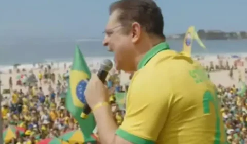 Sóstenes Cavalcante anuncia pedido de urgência para projeto de anistia em ato de Bolsonaro