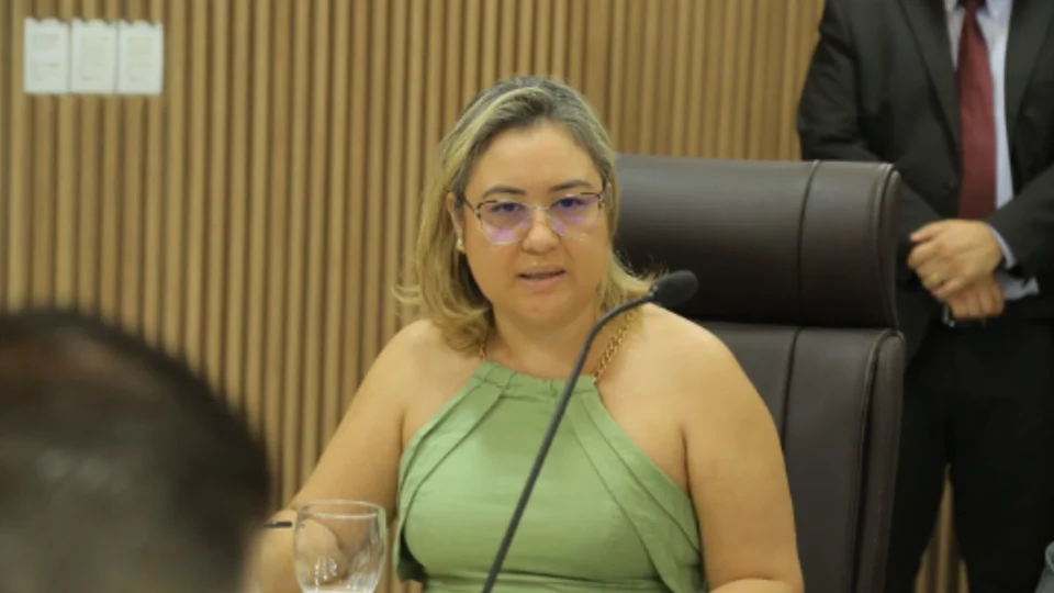 Deputados de Roraima denunciam ex-secretária de Saúde por supostas irregularidades