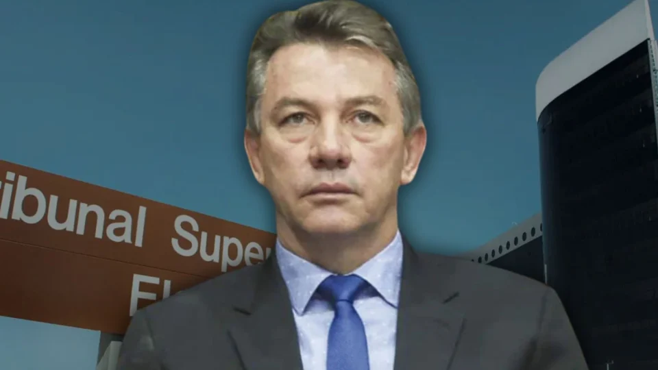 TSE vira depósito de processos de cassação contra governador de Roraima