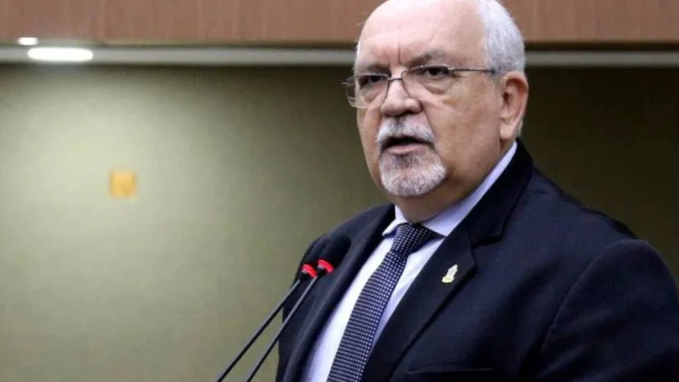 Ex-vereador Wallace Oliveira assume temporariamente a Controladoria-Geral de Manaus