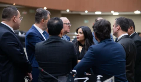 CMM aprova PL que garante mediadores aos alunos autistas até o fim da avaliação psicossocial