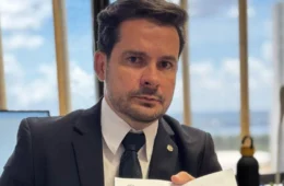 Capitão Alberto Neto denuncia ao MPF possivel corrupção na Prefeitura de Manaus