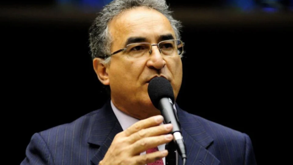 Tribunal recomenda reprovação das contas de 2023 de ex-prefeito de Belém por não prestação de contas