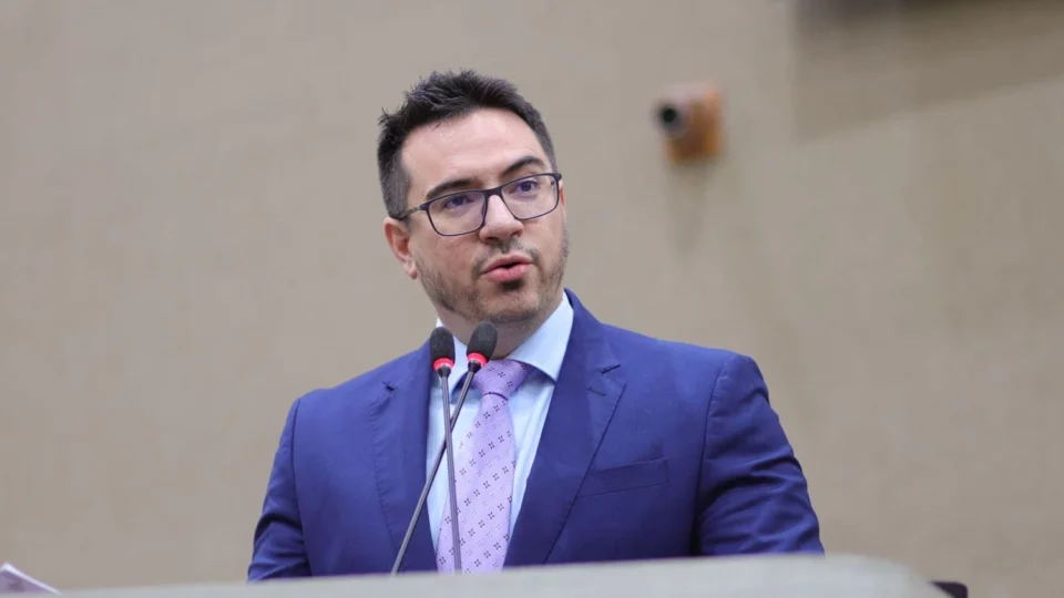 “Infelizmente, a Prefeitura não dá a transparência”, diz Rodrigo Guedes sobre empréstimo