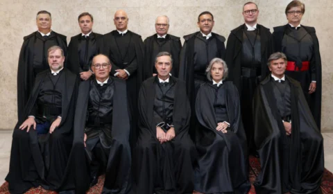 Pesquisa revela que metade dos brasileiros desconfia do STF