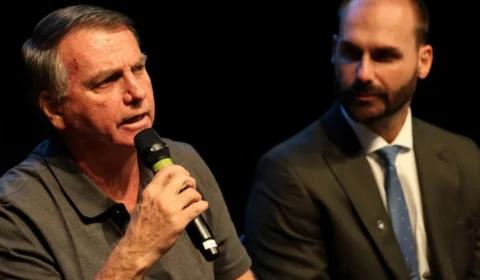 Bolsonaro critica possível investigação contra Eduardo por articulação com políticos dos EUA