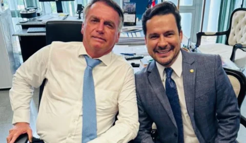 Bolsonaro e Capitão Alberto Neto juntos em ato por Anistia Já