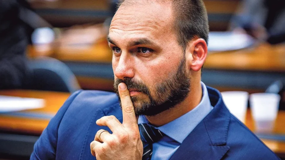 Eduardo Bolsonaro afirma que STF “não sairá vitorioso” em crise com os EUA