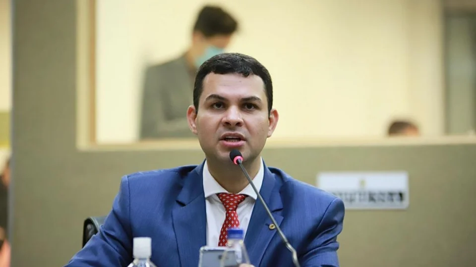 Saullo Vianna deixa Semasc e retorna à Câmara para tratar de emendas parlamentares