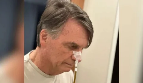 Jair Bolsonaro apresenta sinais de movimentos intestinais