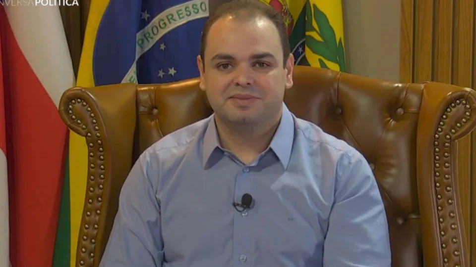 Programa Conversa Política estreia nova temporada com Roberto Cidade e bastidores do poder no AM