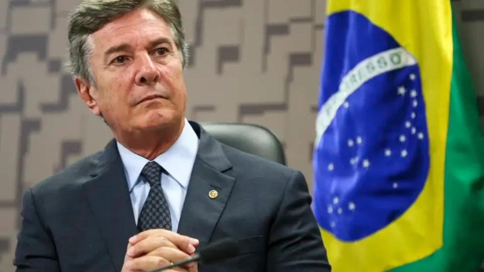 Moraes manda prender ex-presidente Fernando Collor
