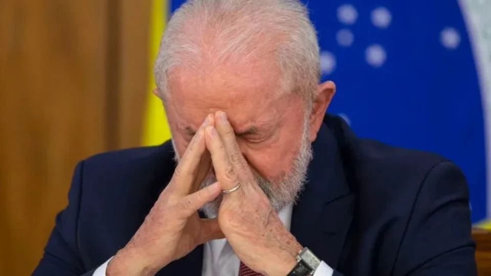 Governo Lula tem 48 horas para responder à Justiça sobre fraudes no INSS