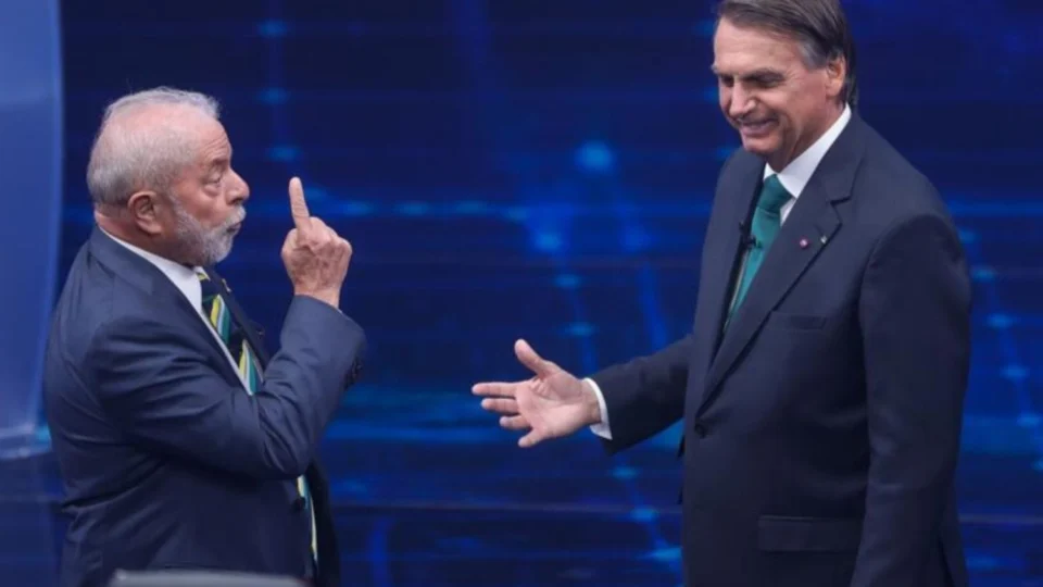 Lula perde eleitores há 20 meses; Bolsonaro cresce nas pesquisas