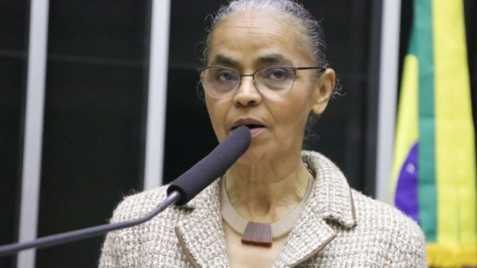 Marina Silva emperra projetos estratégicos do Norte e irrita base de Lula no Senado