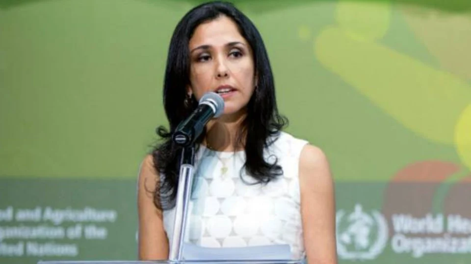 Ex-primeira-dama peruana chega ao Brasil sob asilo diplomático