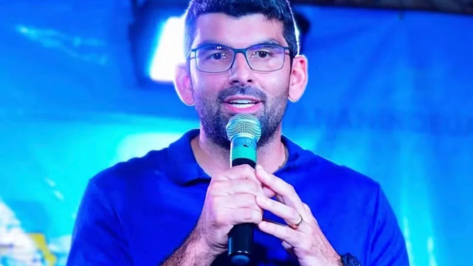 Deputados pressionam Daniel Santos por explicações sobre crise na saúde de Ananindeua (PA)