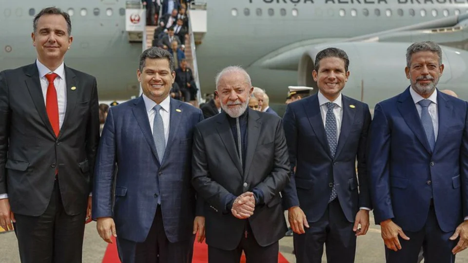 Comitiva de Lula para Ásia gera gastos de R$ 826 mil em diárias