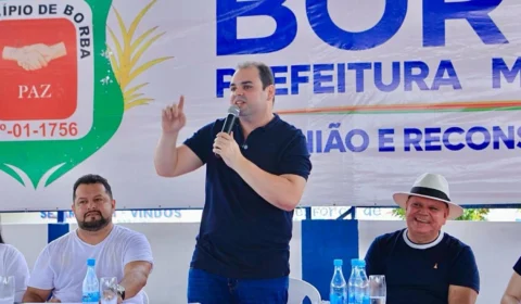 Em Borba, Roberto Cidade anuncia apoio à reestruturação do município e ao Festejo de Santo Antônio