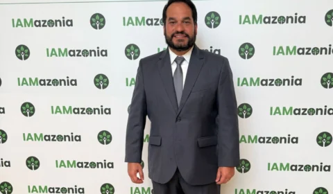 “Ninguém cuida mais da floresta do que o nosso povo”, diz Flávio Antony em fórum internacional