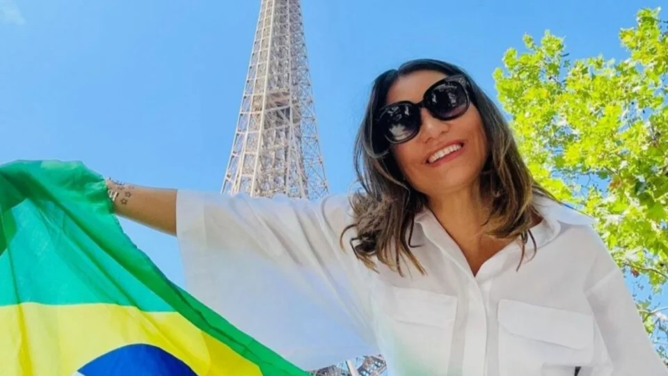 Assessores de Janja recebem R$18 mil em diárias por viagem à França