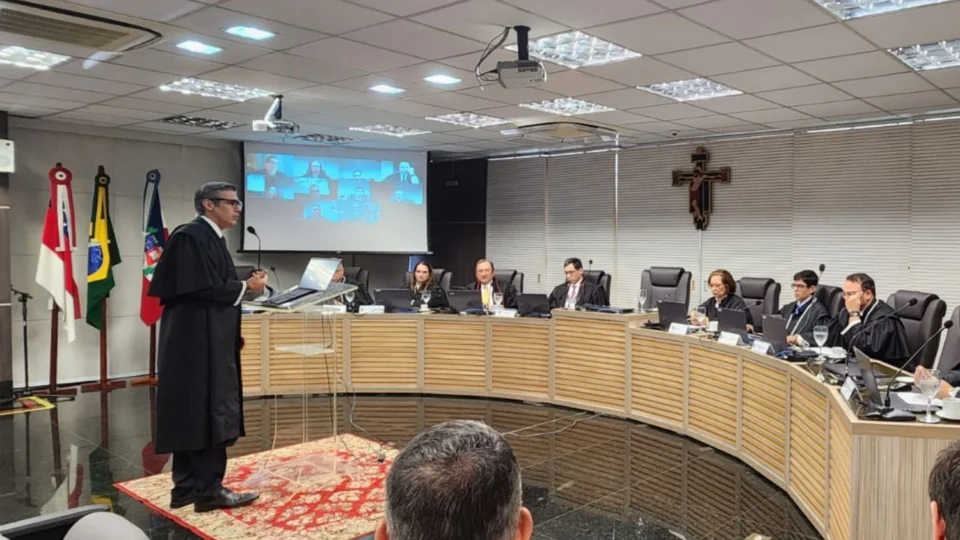 TRE-AM confirma sentença que cassou o diploma de vereador de Presidente Figueiredo por fraude